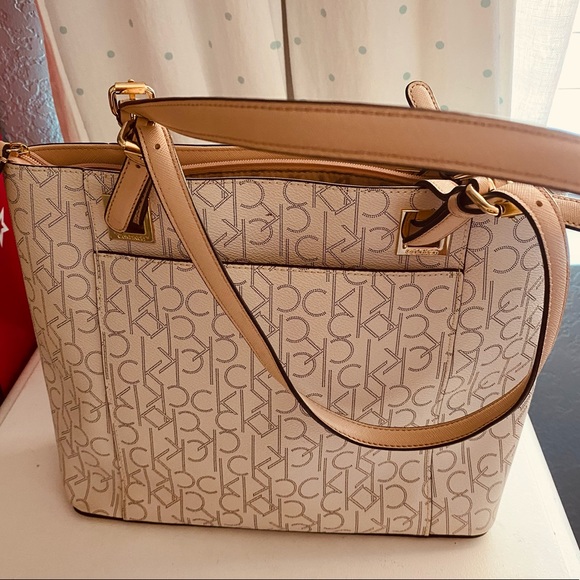 Calvin Klein purse NWT - Picture 2 of 10